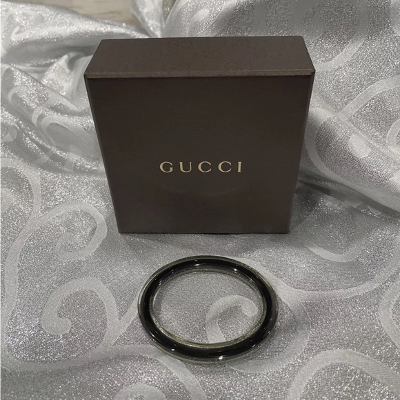 Gucci Plexiglass/Resin Black And Clear Bracelet  New In Box! - Picture 8 of 9